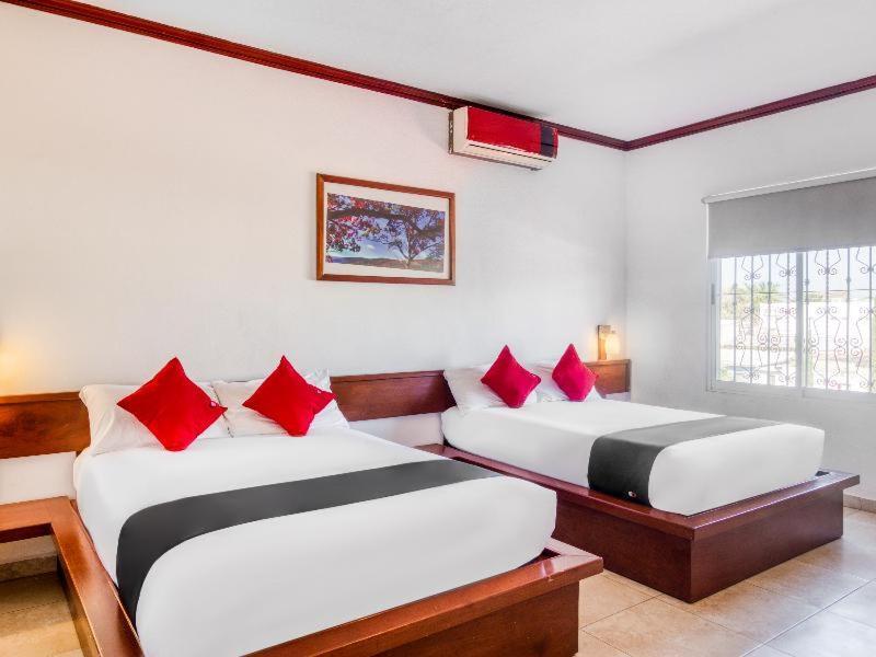 Capital O Monte Salerno Hotel&Suites Montemorelos Quarto foto